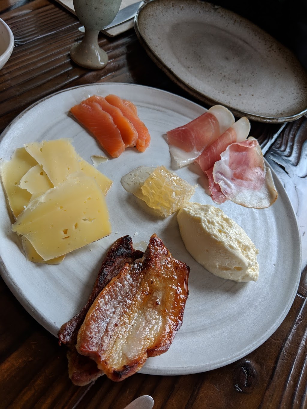 The Willows Inn Restaurant | 2579 West Shore Drive, Lummi Island, WA 98262, USA | Phone: (360) 758-2620