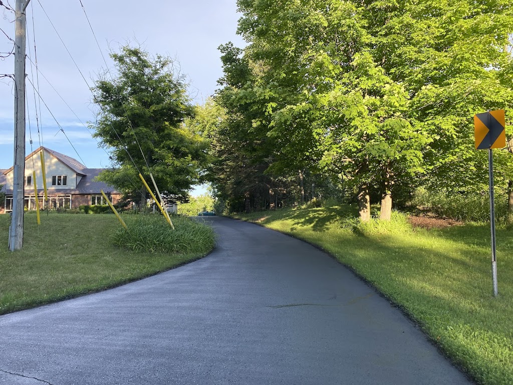 Mr Seal driveway sealing | 77 Trafalgar Rd, Hillsburgh, ON N0B 1Z0, Canada | Phone: (519) 217-2110