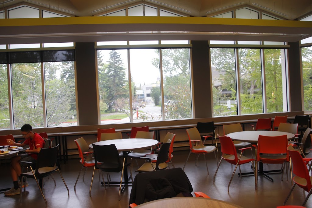 Dining Centre | 124 University Gate NW, Calgary, AB T2N 4V8, Canada | Phone: (403) 614-9529