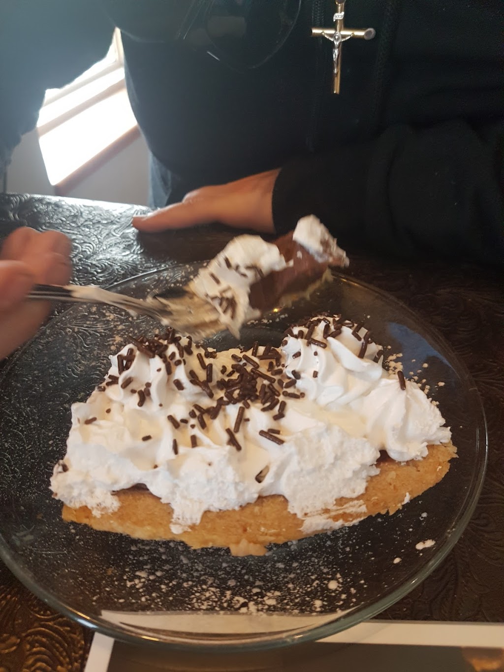 Annies Seafood Restaurants | 698 Ontario St, Stratford, ON N5A 3J7, Canada | Phone: (519) 271-8100