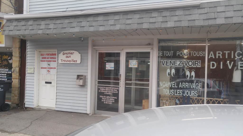 Grenier aux Trouvailles (Partage Sans Faim) | 2 Rue de lÉglise S, Lacolle, QC J0J 1J0, Canada | Phone: (450) 246-4032