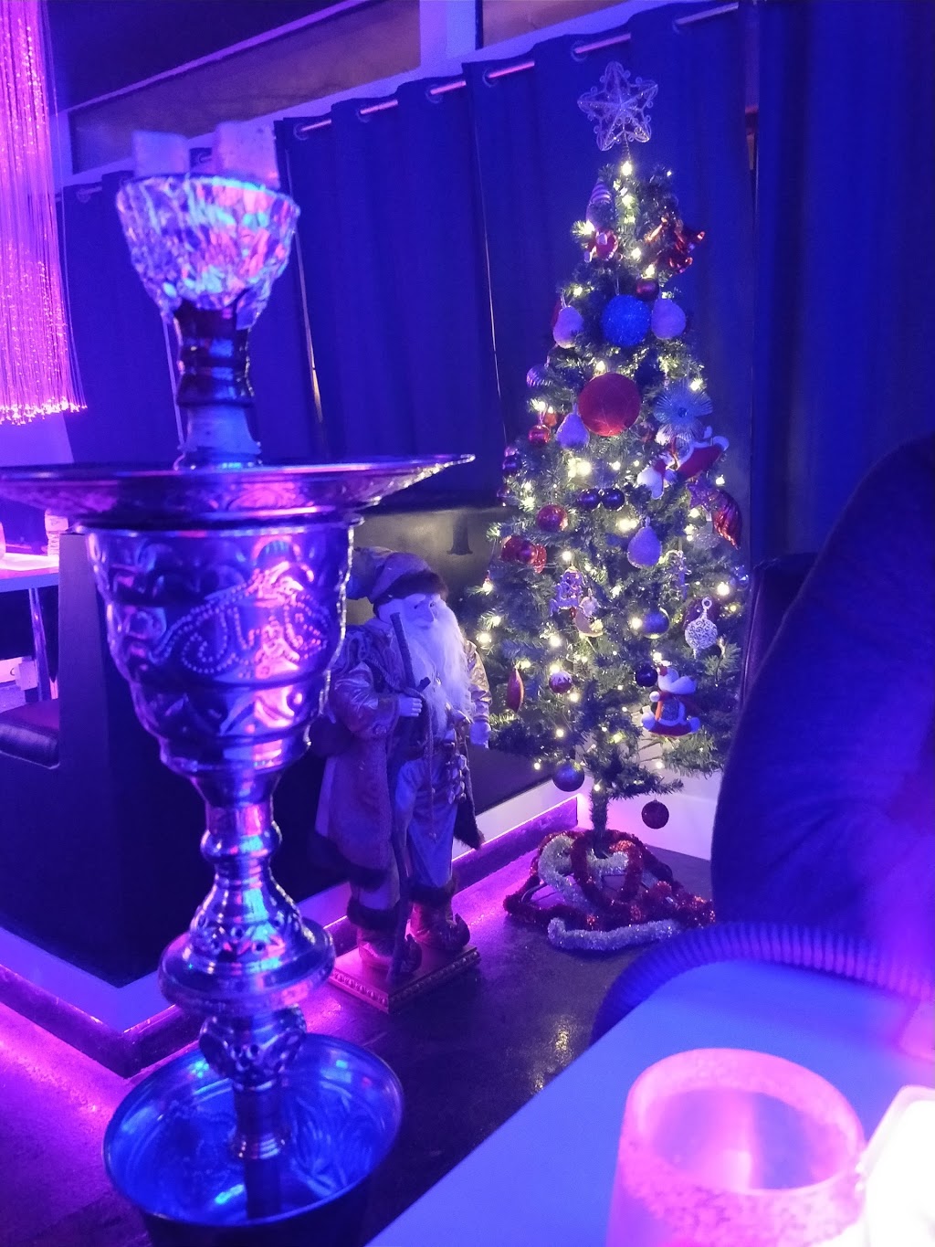 PMC Lounge | 2849 North Rd #102, Burnaby, BC V3J 1G1, Canada | Phone: (604) 446-6059