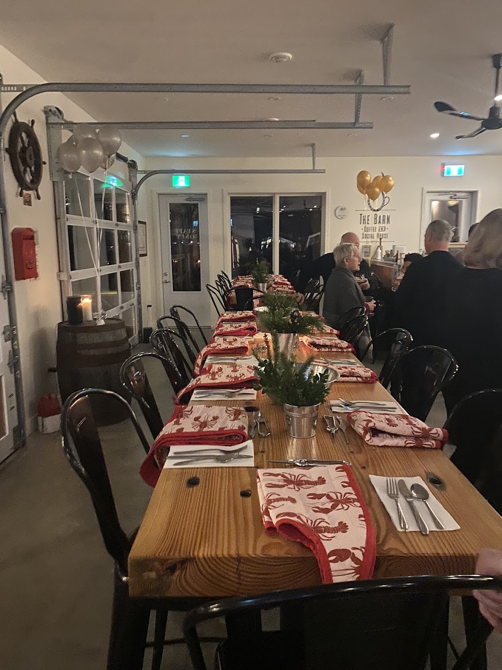 Dory Mates’ Seafood Shop | 11 Lincoln St, Lunenburg, NS B0J 2C0, Canada | Phone: (902) 521-7067
