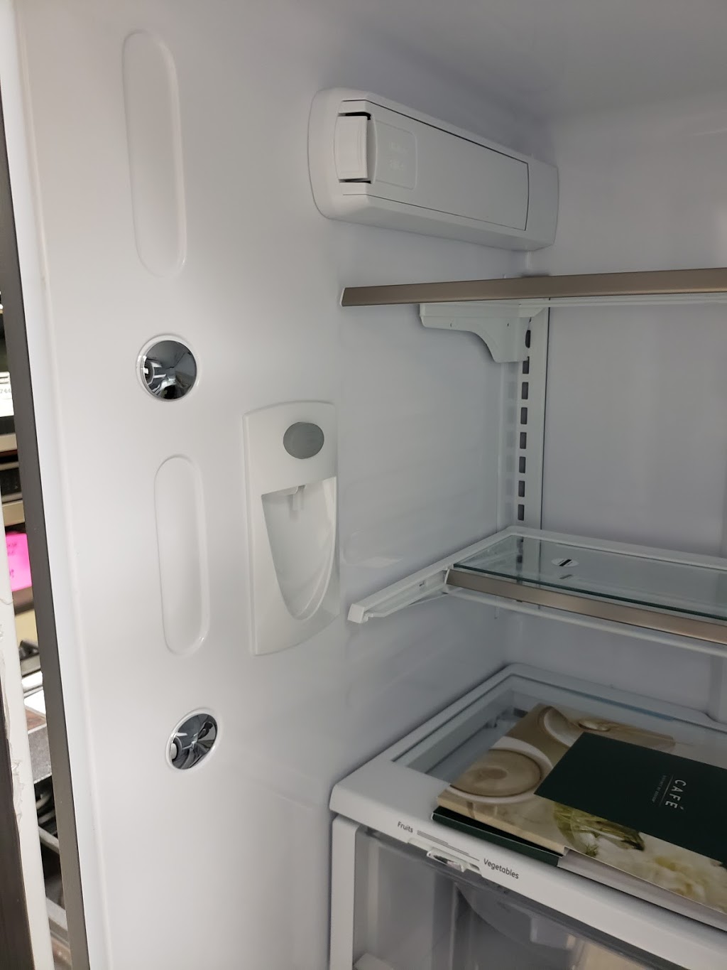 City Furniture & Appliances | 1160 10 Ave SW, Salmon Arm, BC V1E 1T2, Canada | Phone: (250) 832-9770