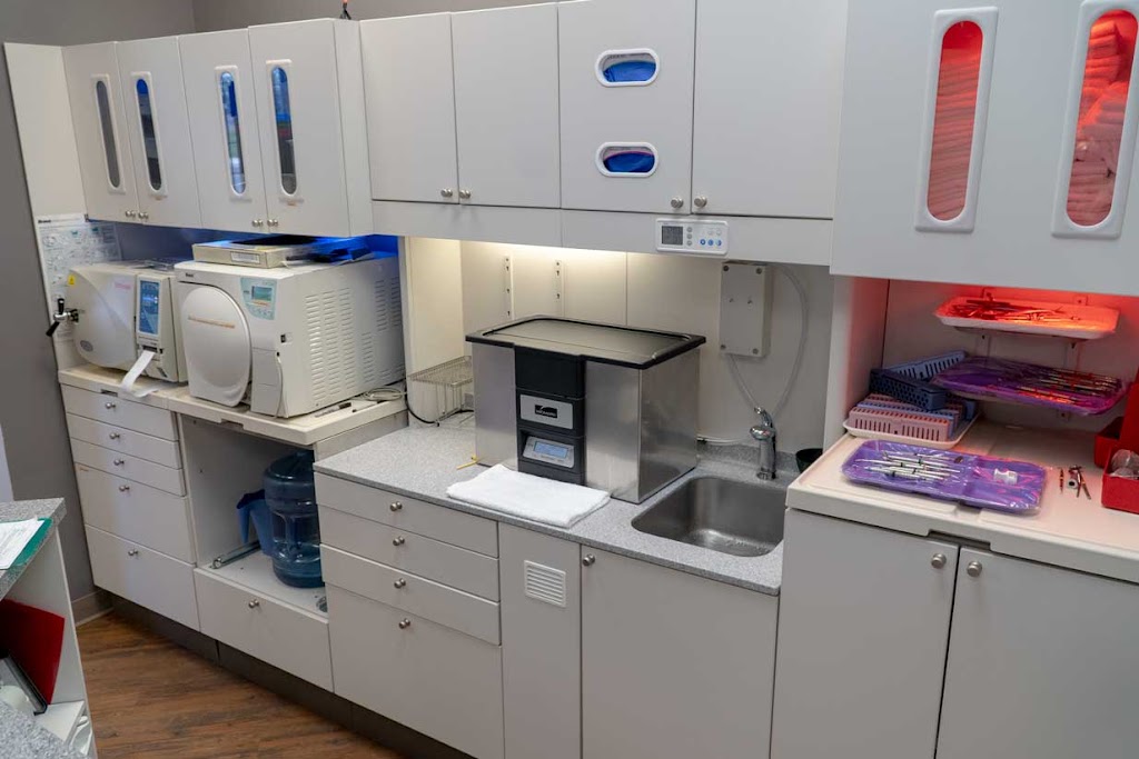 High River Dental Centre | 104 1 St SW, High River, AB T1V 1M6, Canada | Phone: (403) 652-2182