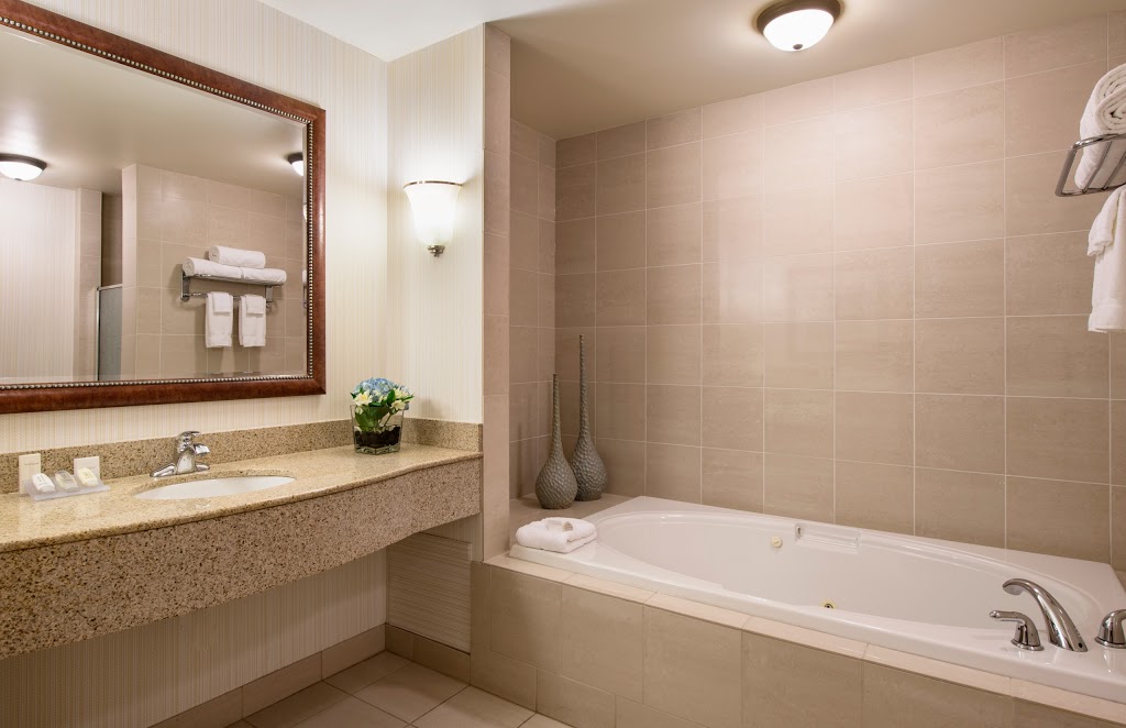 Hilton Garden Inn West Edmonton | 17610 Stony Plain Rd, Edmonton, AB T5S 1A2, Canada | Phone: (780) 443-2233