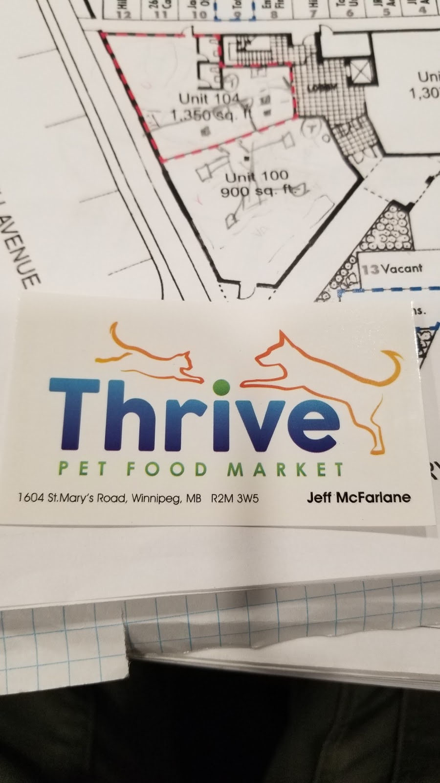 Thrive Pet Food Market | 1604 St Marys Rd, Winnipeg, MB R2M 3W5, Canada | Phone: (204) 256-7705