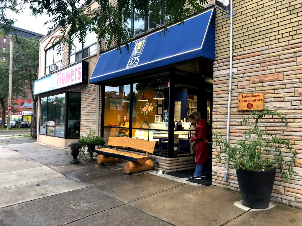 Ed’s Real Scoop | 2370 Lake Shore Blvd W, Etobicoke, ON M8V 1B6, Canada | Phone: (416) 259-9595