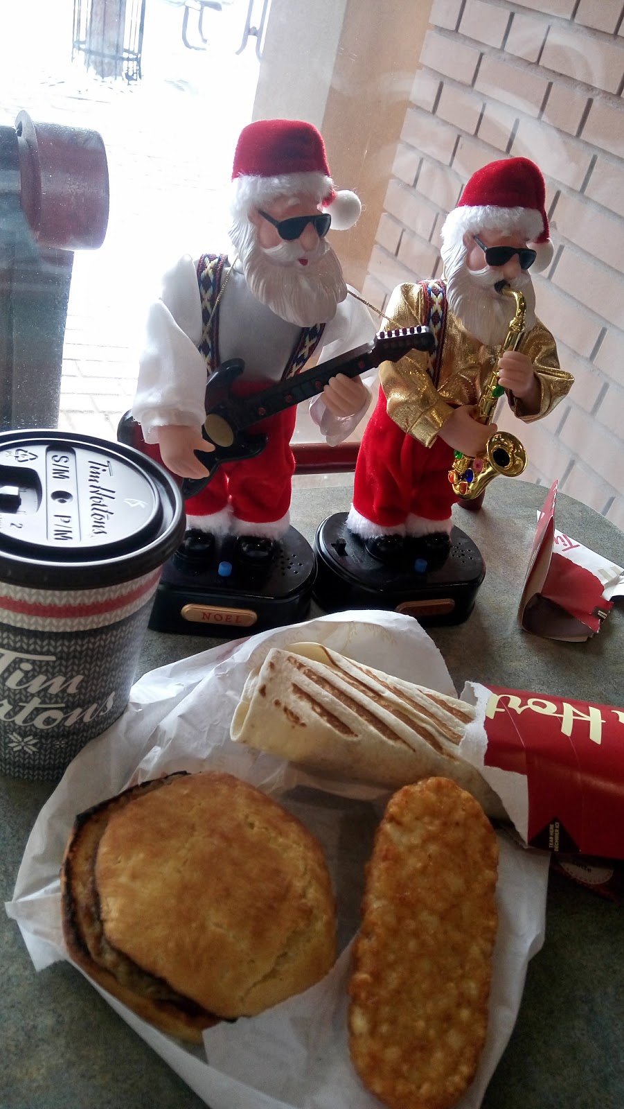 Tim Hortons | 1785 Lakeshore Rd W, Mississauga, ON L5J 1J6, Canada | Phone: (905) 855-5068