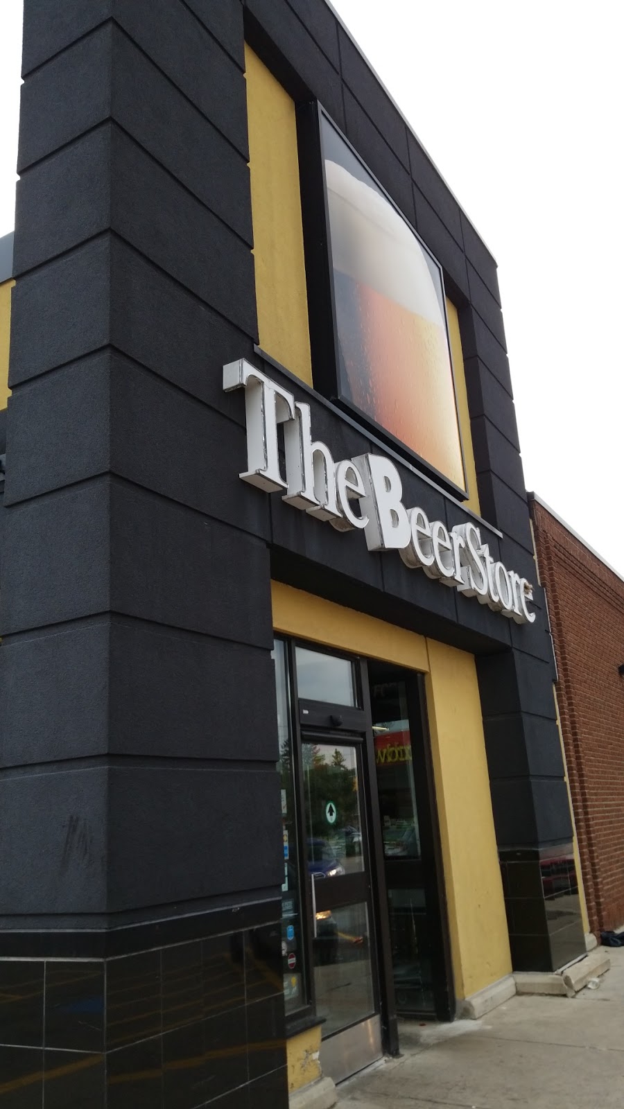 The Beer Store | 1080 Adelaide St N, London, ON N5Y 2N1, Canada | Phone: (519) 432-5405
