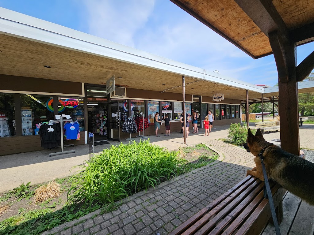 Falcon Lake Meat & Grocery | Shopping Centre 19 Park Blvd, Falcon Beach, MB R0E 0N0, Canada | Phone: (204) 349-3134