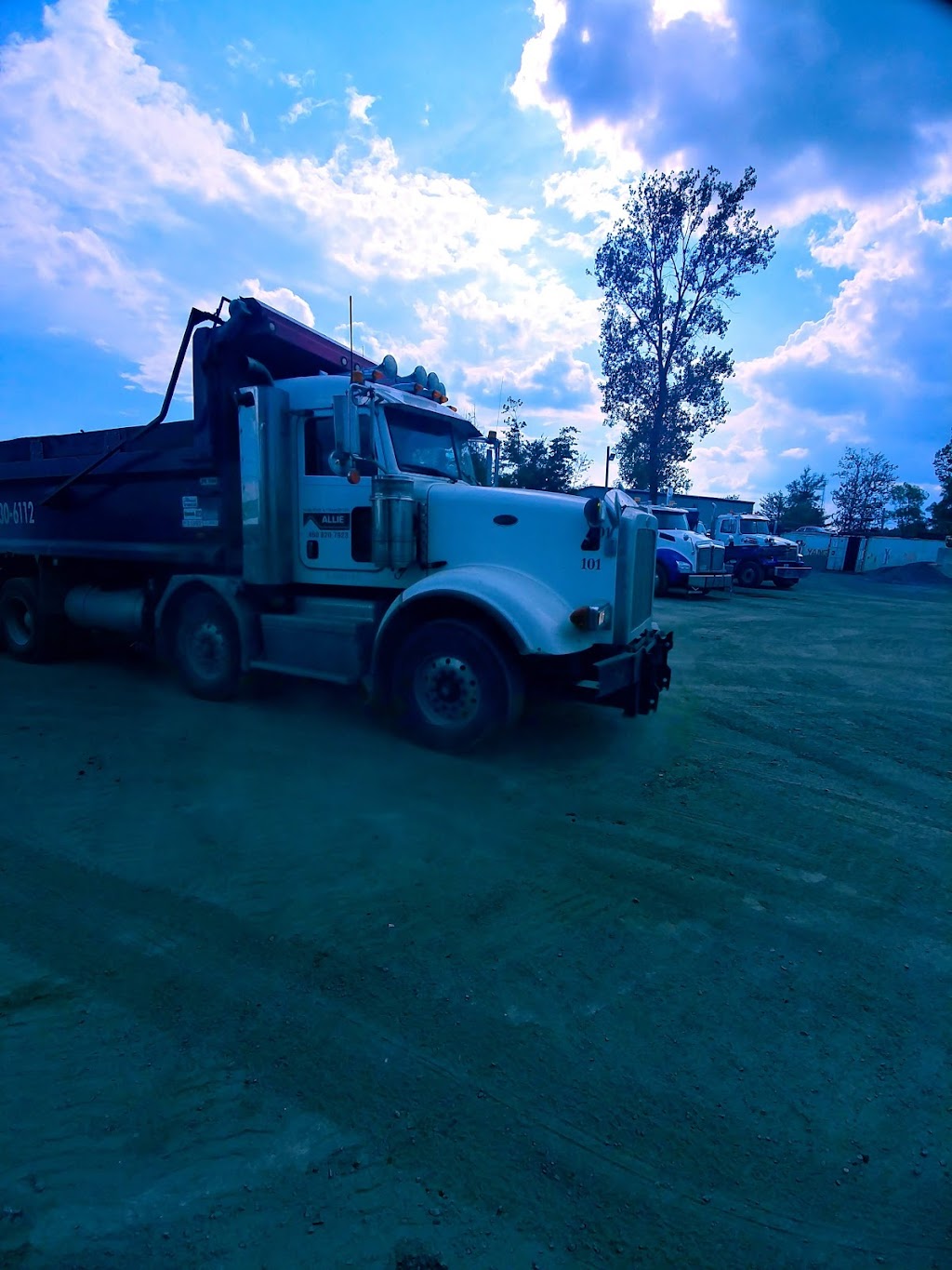 Excavations Alarie | 14435 Rue Rolland-Desjardins, Mirabel, QC J7J 1P4, Canada | Phone: (450) 430-6112
