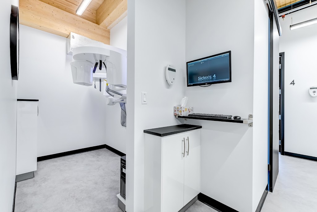 Clinique dentaire Boca | 1500 R. Montgolfier suite 201, Laval, QC H7T 0A2, Canada | Phone: (450) 232-5202