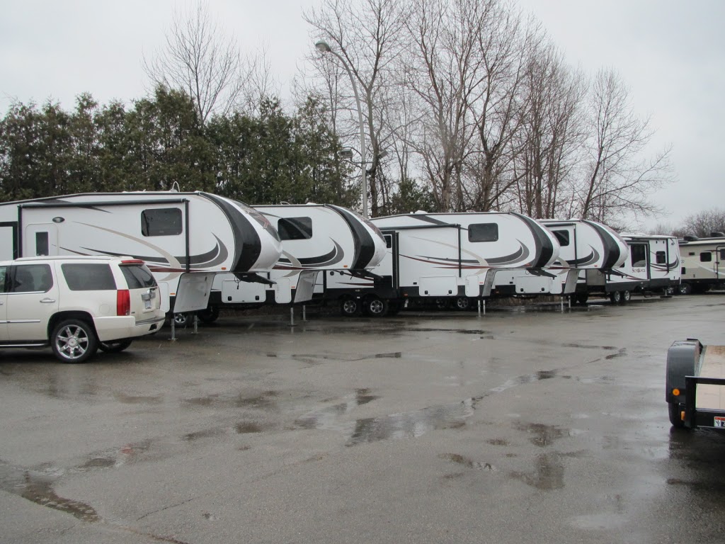 Town & Country RV Ltd | 16951 ON-7, Perth, ON K7H 3C8, Canada | Phone: (613) 267-3279