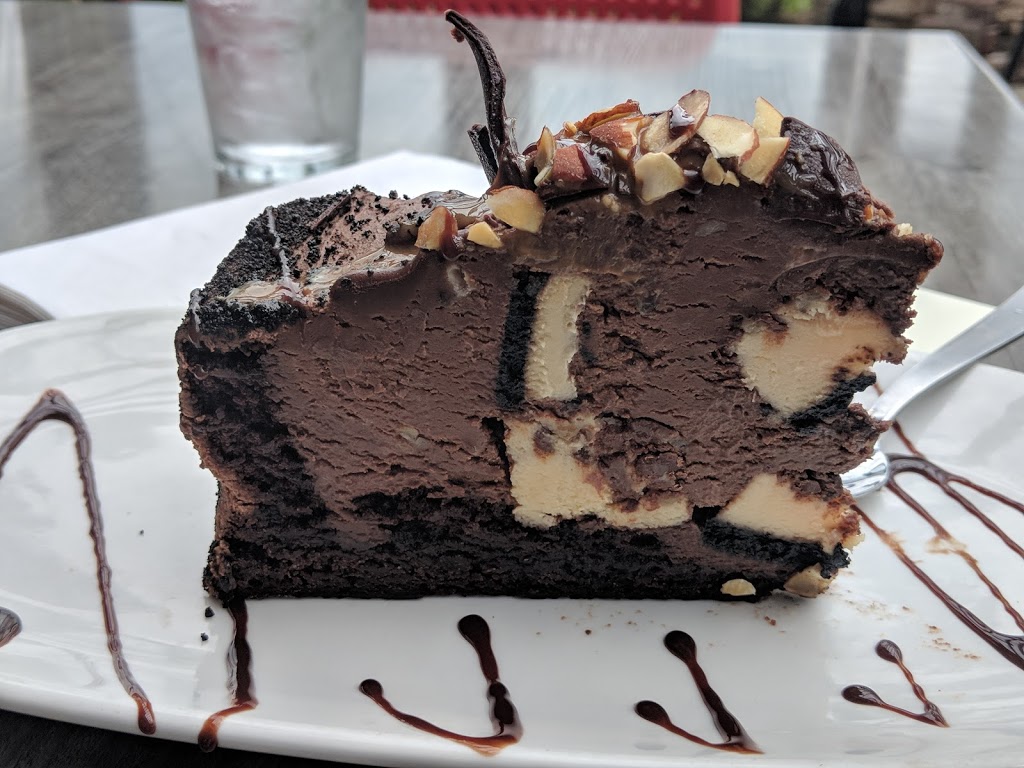 Boston Pizza | 431 Norwich Ave, Woodstock, ON N4S 3W4, Canada | Phone: (519) 536-7800