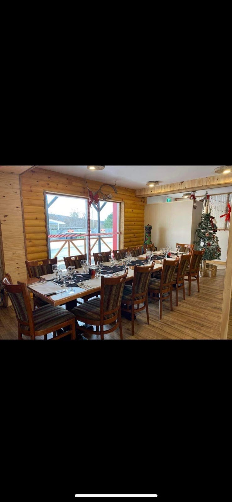 Bistro des Chutes | 571 Chem. du Progrès, Chute-Saint-Philippe, QC J0W 1A0, Canada | Phone: (819) 387-8025