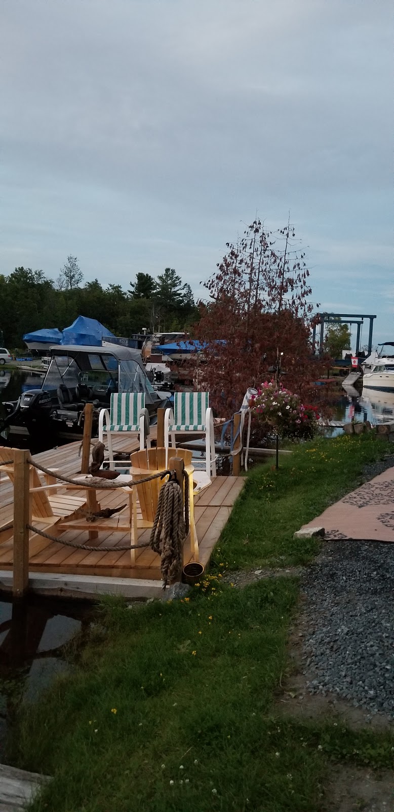 Almenara En El Rio Marina & Campground | 57 Spanish St, Spanish, ON P0P 2A0, Canada | Phone: (705) 844-2442