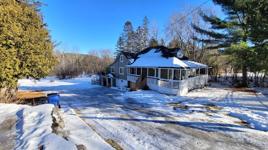 Meraki Chalet | #5901, Val-Morin, QC J0T 2R0, Canada | Phone: (514) 999-5544