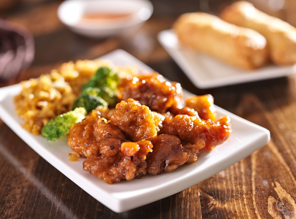 Yummys House | 799 Park Rd S, Oshawa, ON L1J 4K1, Canada | Phone: (905) 723-6888