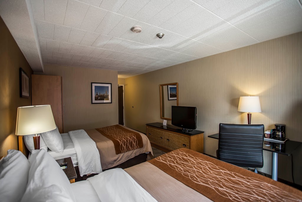 Comfort Inn Ottawa East | 1252 Michael St, Gloucester, ON K1J 7T1, Canada | Phone: (613) 744-2900