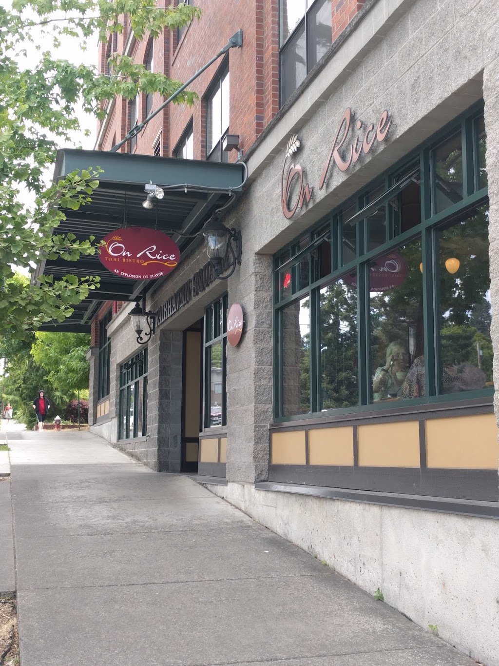 On Rice Thai Bistro | 1224 Harris Ave, Bellingham, WA 98225, USA | Phone: (360) 676-9995