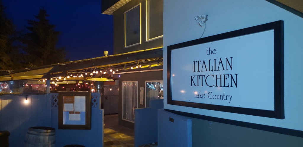 Italian Kitchen Lake Country | 415 Commonwealth Rd, Kelowna, BC V4V 1P4, Canada | Phone: (250) 766-6810