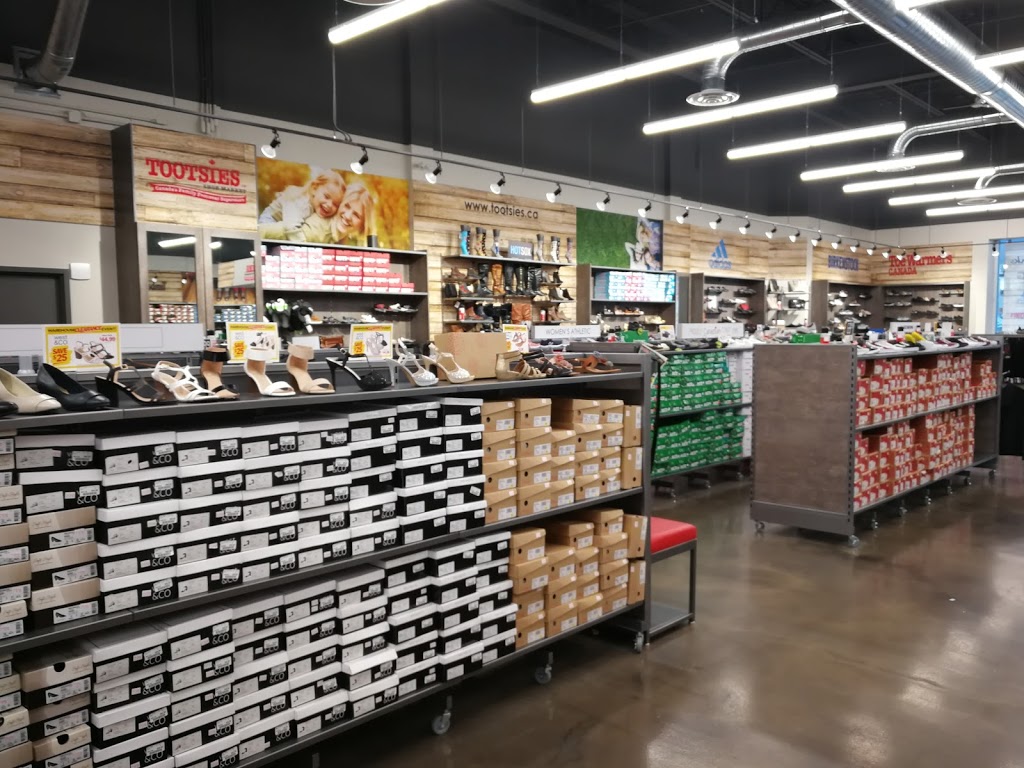 Tootsies Shoe Market | 435 Stone Rd W, Guelph, ON N1G 2X6, Canada | Phone: (519) 821-5448