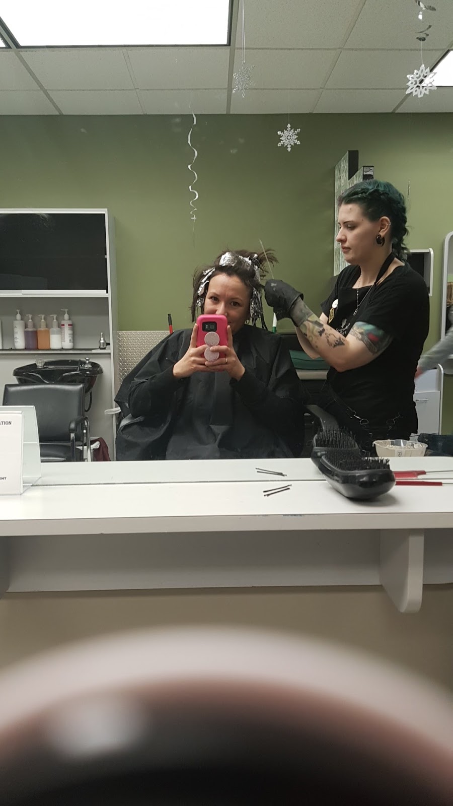 Ultracuts Professional Haircare Centres | 294 Venture Crescent, Saskatoon, SK S7K 6M1, Canada | Phone: (306) 652-1260