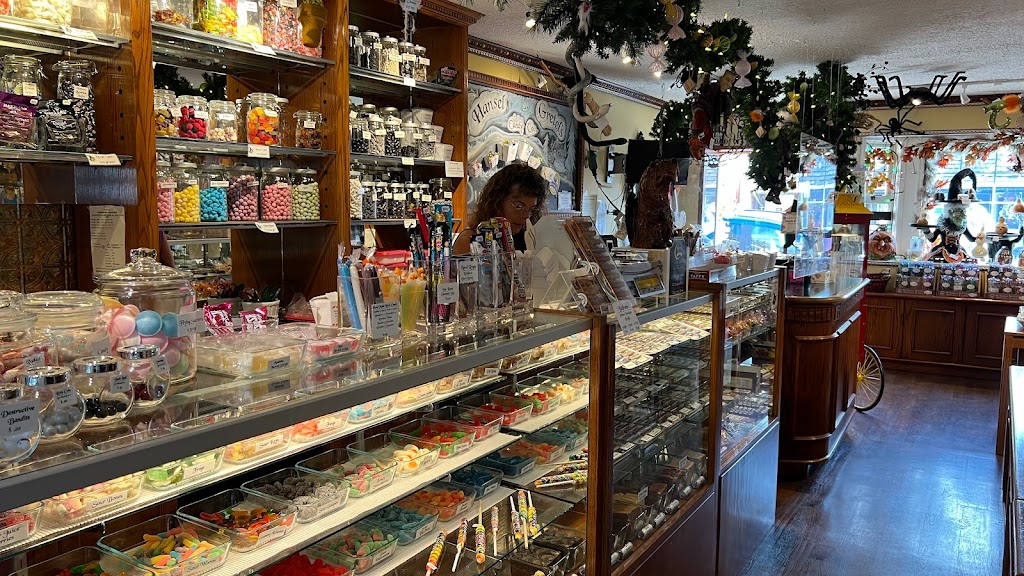 Hansel & Gretels Candy Co. | 9748 Willow St, Chemainus, BC V0R 1K0, Canada | Phone: (250) 246-1059