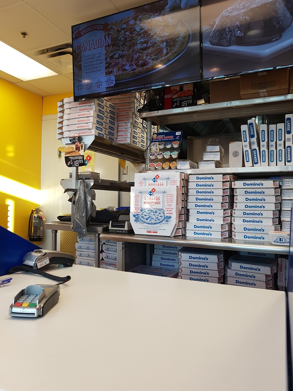 Dominos | 1235 Bayly St Unit #1, Pickering, ON L1W 1L7, Canada | Phone: (905) 831-0030