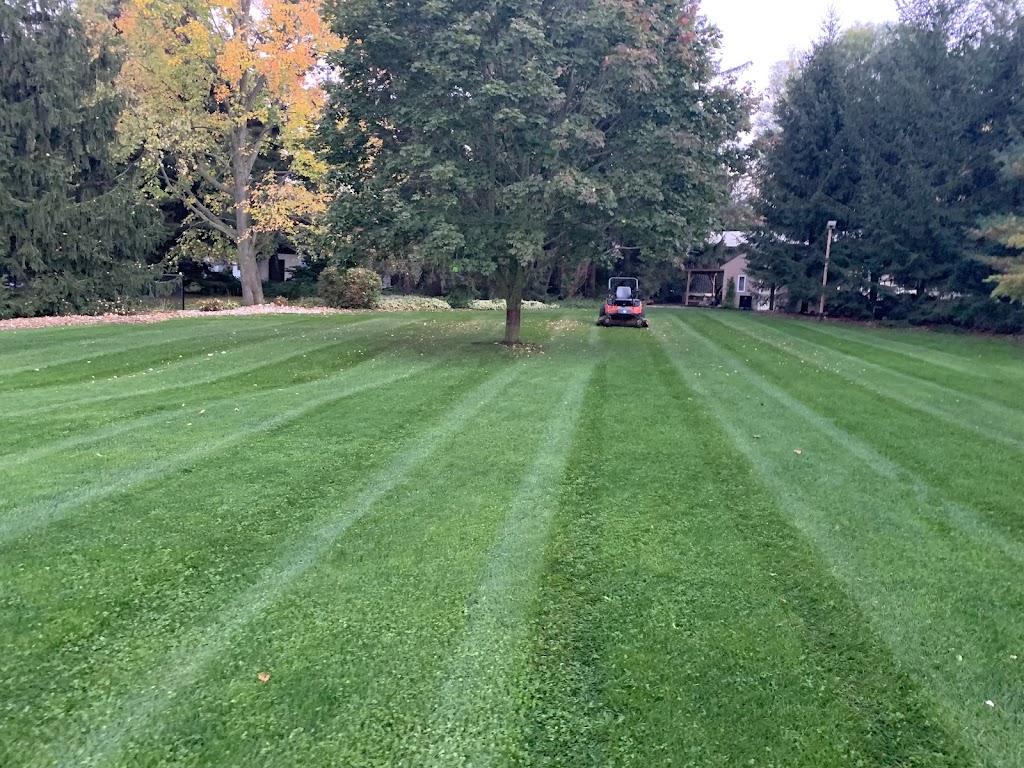 Justin Polisaks Lawn Service | Innerkip, ON N0J 1M0, Canada | Phone: (519) 535-8365