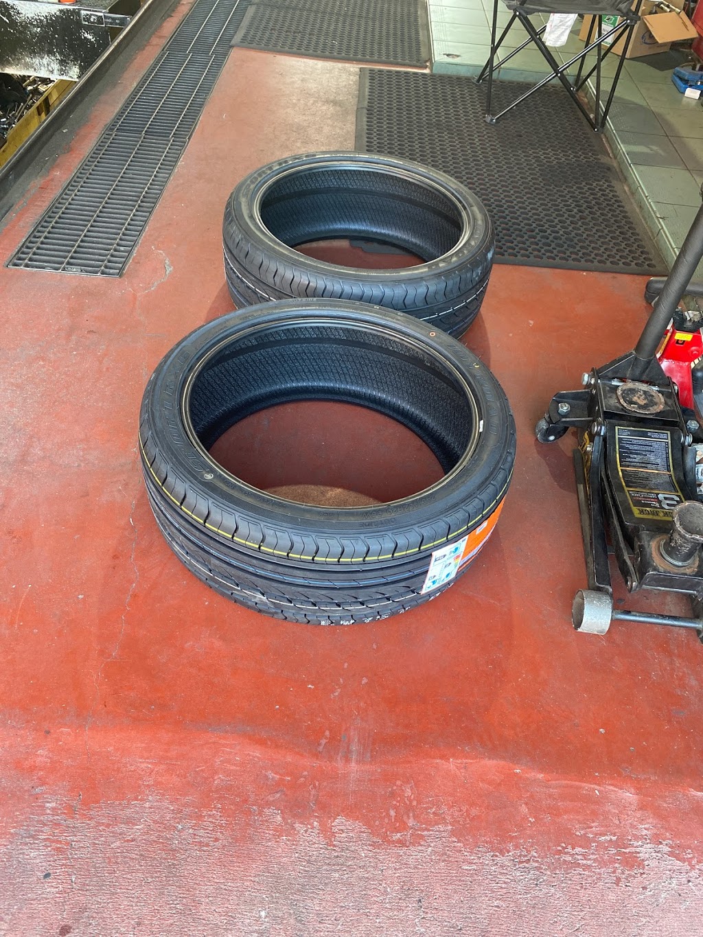 Tire Connect Inc. | 7956 Torbram Rd Unit - 27, Brampton, ON L6T 5A2, Canada | Phone: (647) 642-1455