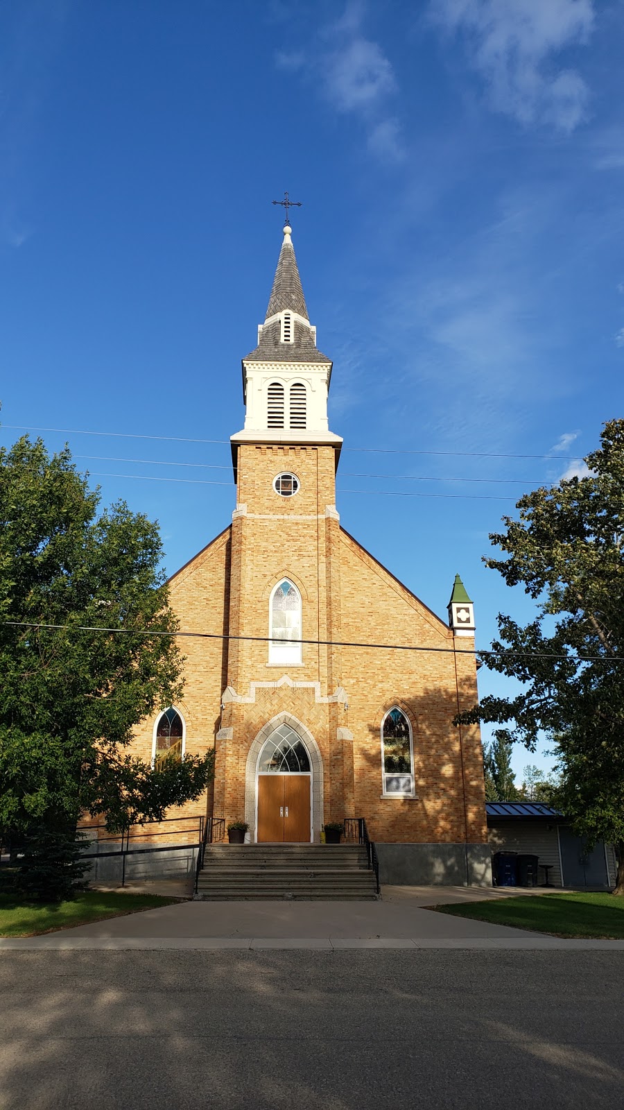 Sacred Heart of Jesus Catholic Church | 213 1st Ave E, Montmartre, SK S0G 3M0, Canada | Phone: (306) 424-2026