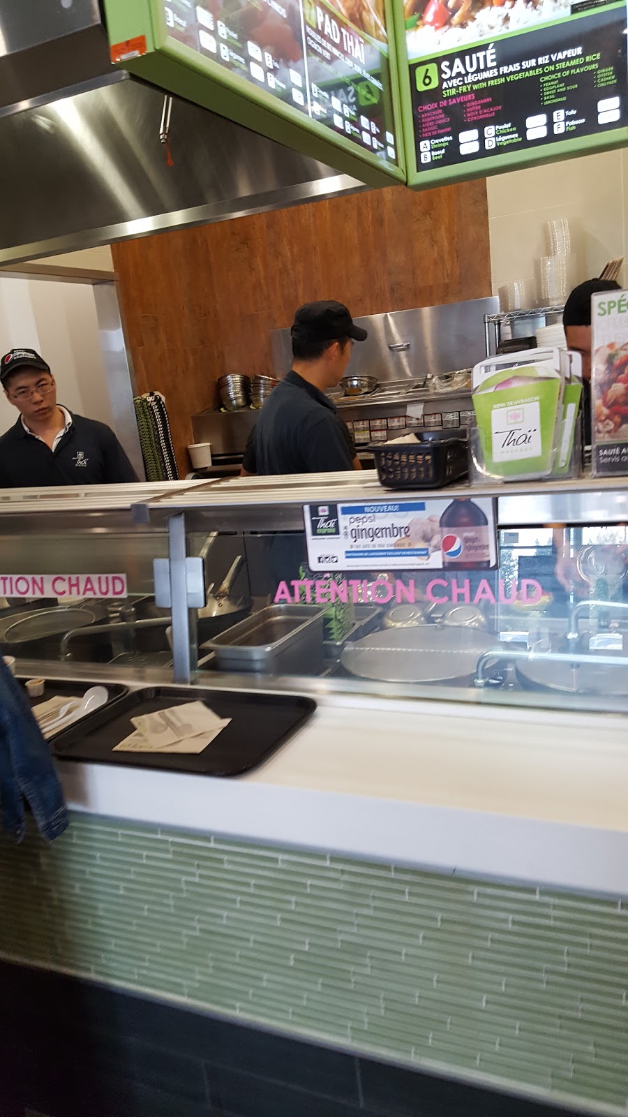 Thai Express | Petro Canada, 536 Boulevard Lionel-Boulet, Varennes, QC J3X 1P7, Canada | Phone: (450) 985-1220