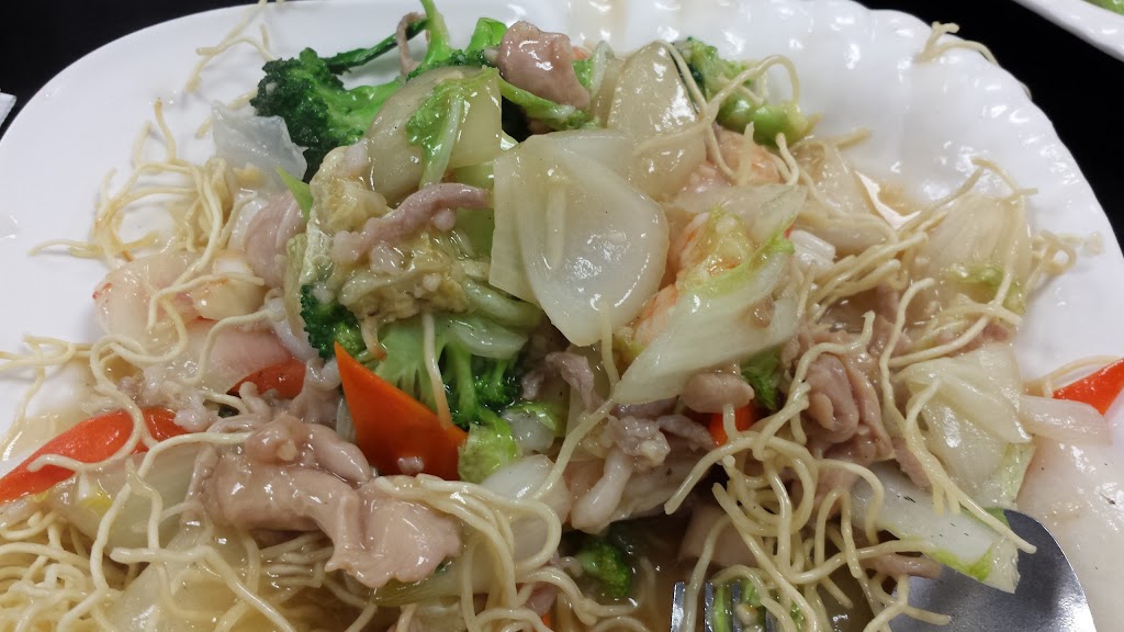 Yuan Lei Restaurant Gourmet | 4880 Bd des Sources, Dollard-des-Ormeaux, QC H8Y 3C7, Canada | Phone: (514) 418-8726