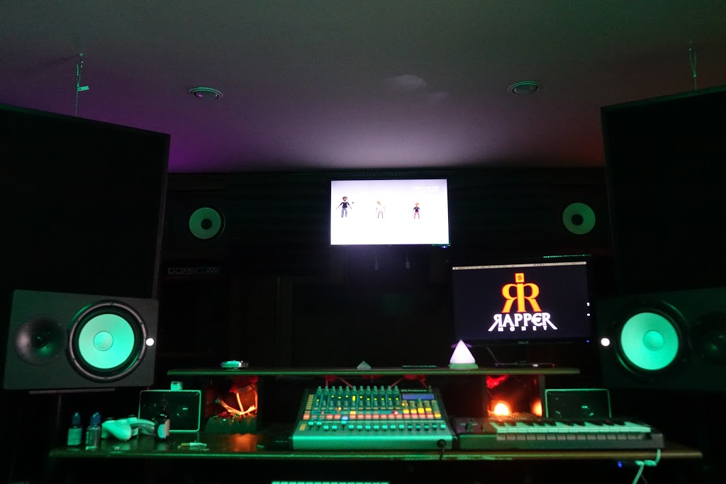Rapper Money Studio | 781 Boulevard de Salaberry, Kirkland, QC H9H 5B1, Canada | Phone: (514) 833-3484