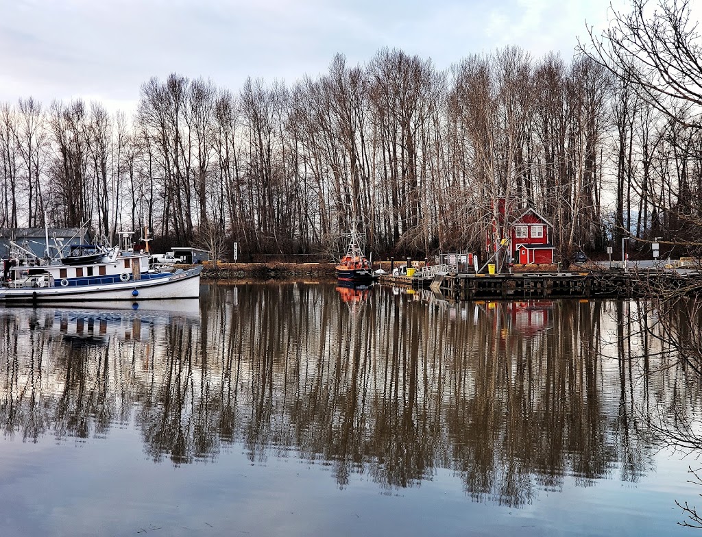Ladner Yacht Club | 5011 River Rd, Delta, BC V4K 1S7, Canada | Phone: (604) 946-4056