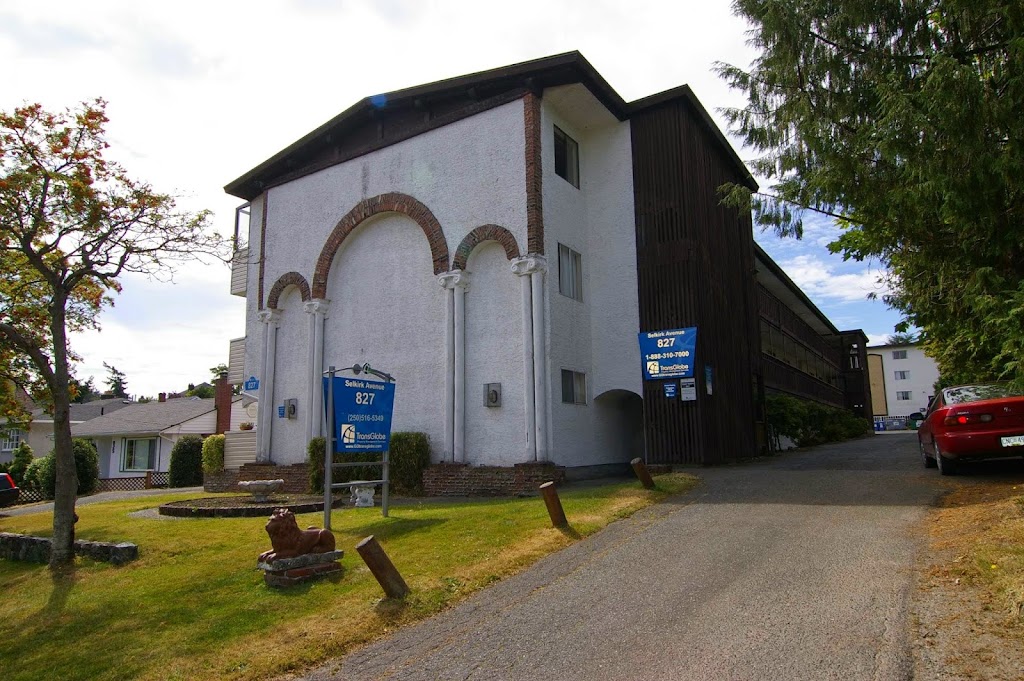 Mayfair Manor Apartments | 827 Selkirk Ave, Esquimalt, BC V9A 2T7, Canada | Phone: (778) 403-0034
