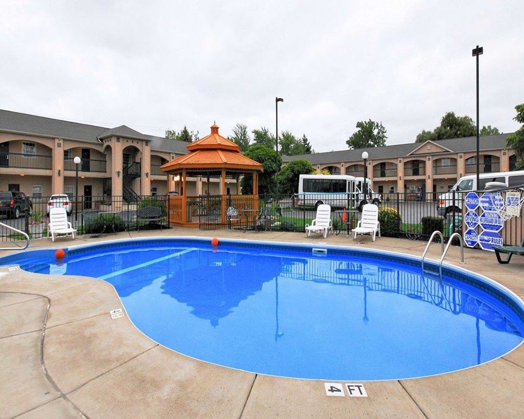 Econo Lodge at the Falls North | 5919 Niagara Falls Blvd, Niagara Falls, NY 14304, USA | Phone: (716) 283-1100