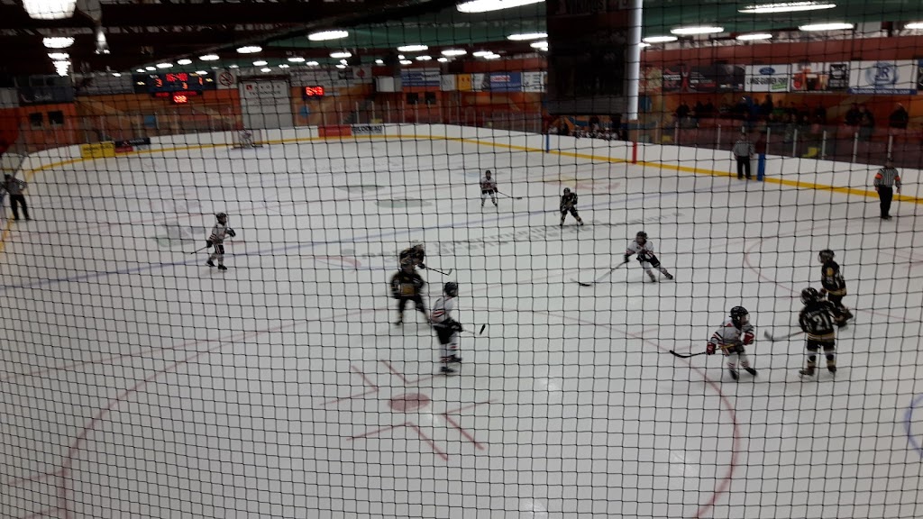 Arena Côte De Beaupré | 10991 MONTAGNARD BOUL, Beaupré, QC G0A 1E0, Canada | Phone: (418) 827-4501