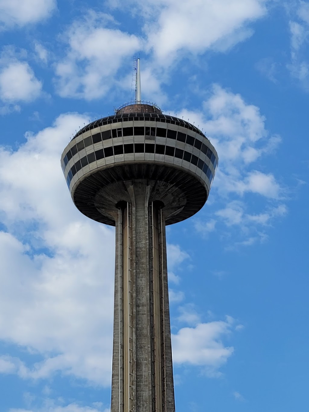 Skylon Tower | 5200 Robinson St, Niagara Falls, ON L2G 2A2, Canada | Phone: (905) 356-2651