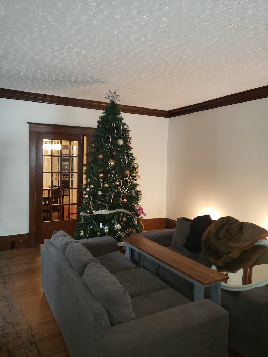 Dustins Painting | 67 S Church St, Belleville, ON K8N 3B5, Canada | Phone: (613) 827-2137