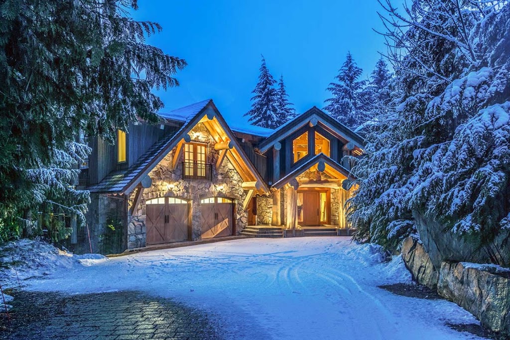 Aloha Whistler Accommodations | 4370 Lorimer Rd #334E, Whistler, BC V8E 1A6, Canada | Phone: (604) 938-6263