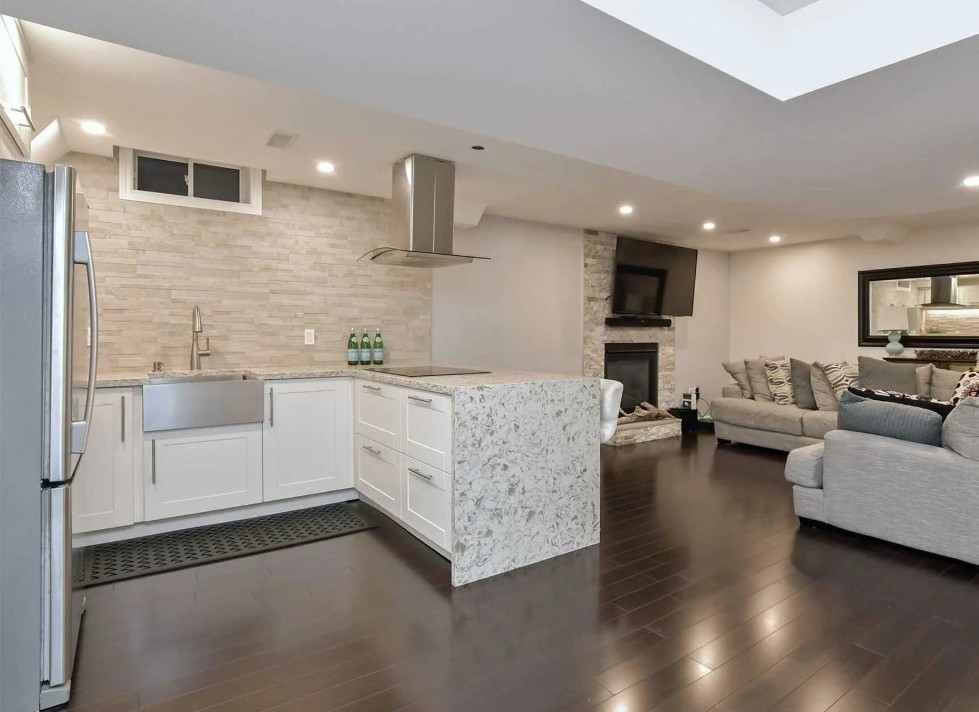Vibrant Painting Services | 122 Beaver Ct, Bolton, ON L7E 3W6, Canada | Phone: (647) 853-0096