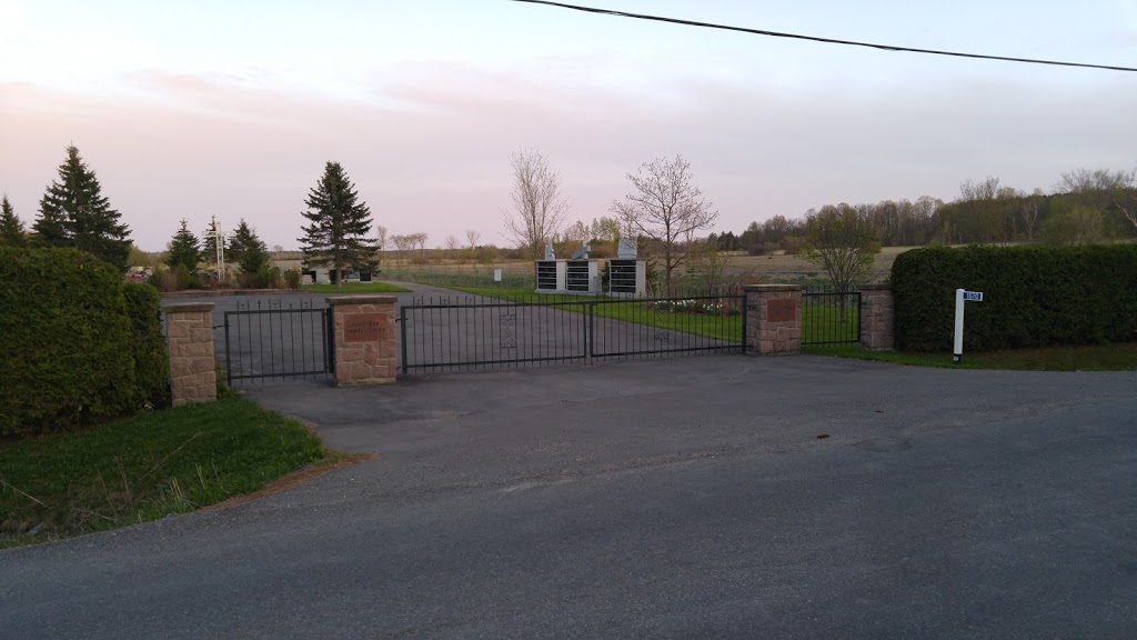 Holy Cross cemetery | 1570 David St, Rockland, ON K4K 1H4, Canada
