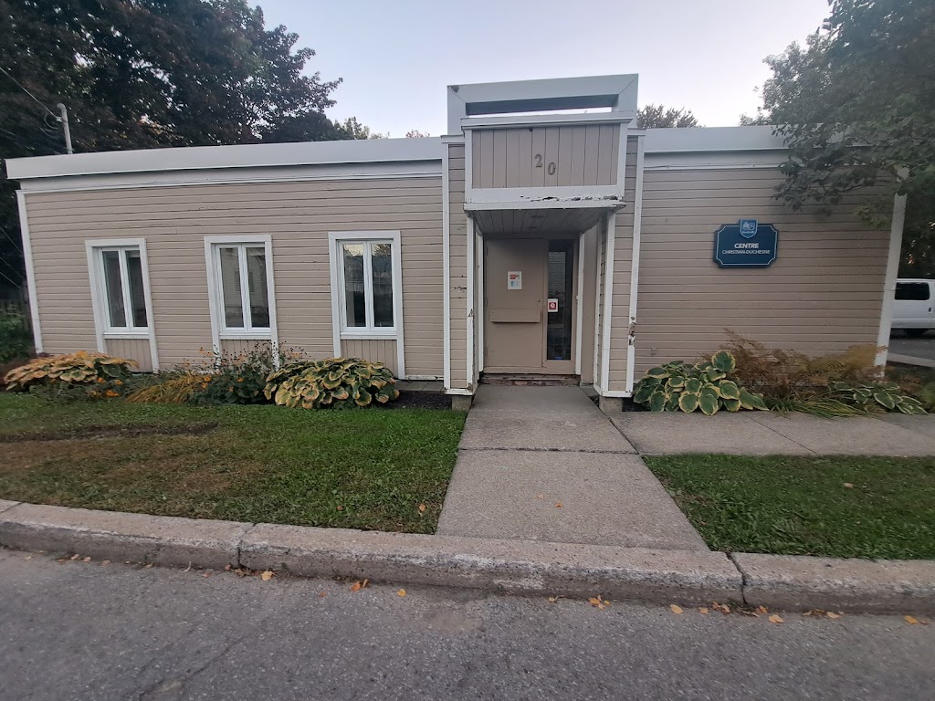 Légion Royale Canadienne Filiale 266, Pierre-Boucher | 20 Rue Pierre-Boucher, Boucherville, QC J4B 5A4, Canada | Phone: (450) 449-4014