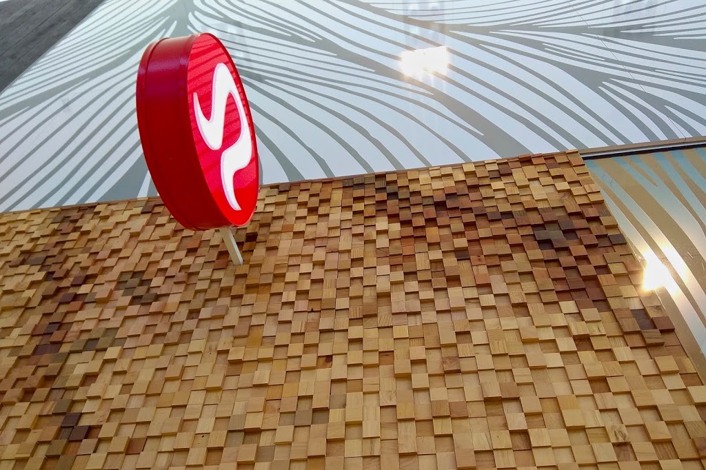 lululemon | 3401 Dufferin St Unit 512, Toronto, ON M6A 2T9, Canada | Phone: (416) 256-3883