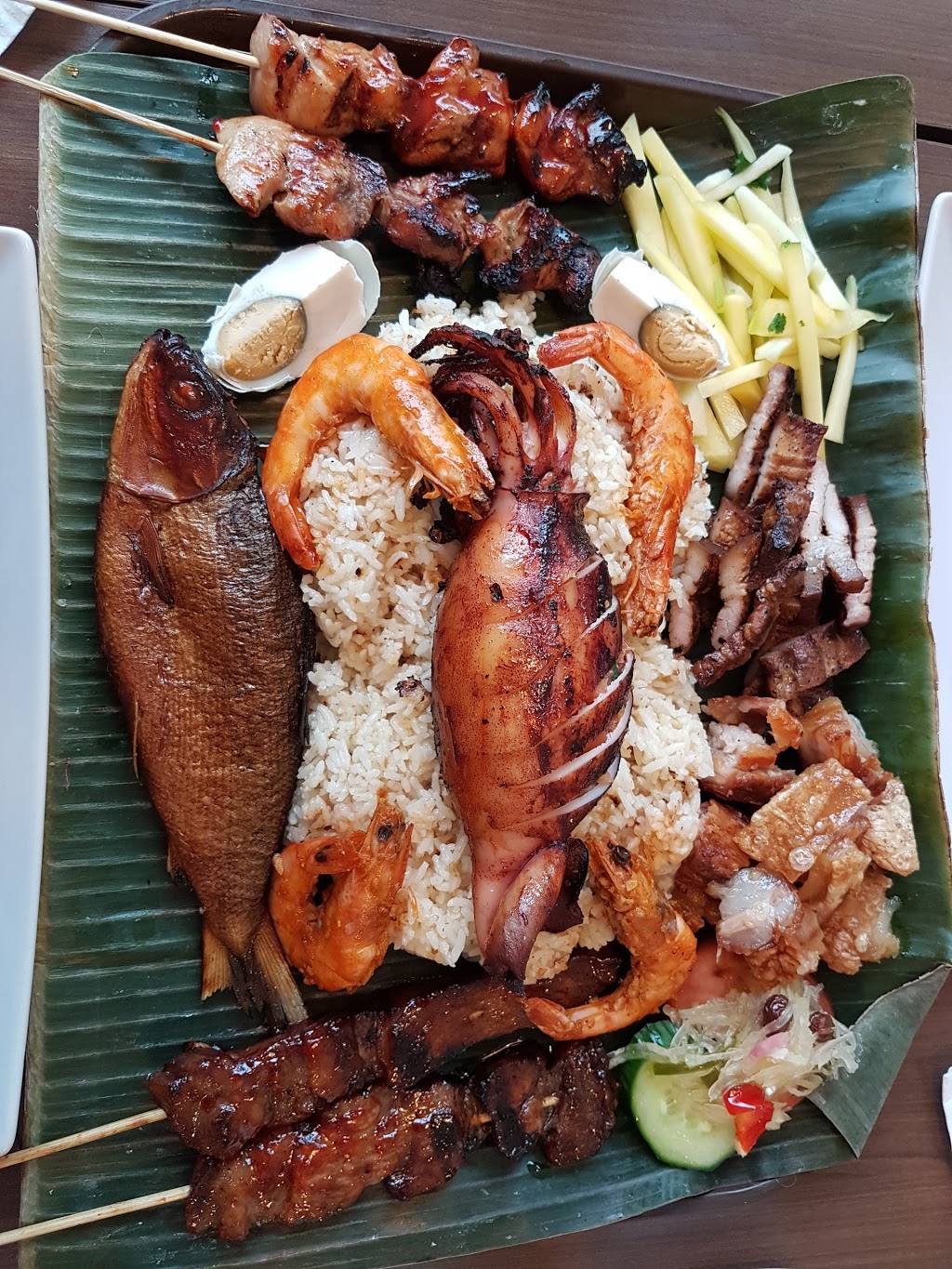 Bertos Restaurant | 1063 Dundas St W, Mississauga, ON L5C 1C3, Canada | Phone: (905) 232-0203
