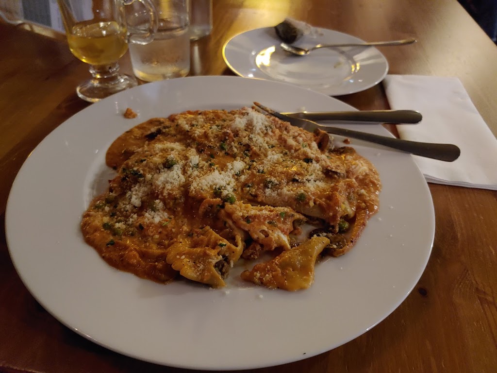 Ciao Pasta Bar | 839 Erie St E, Windsor, ON N9A 3Y5, Canada | Phone: (519) 962-2426
