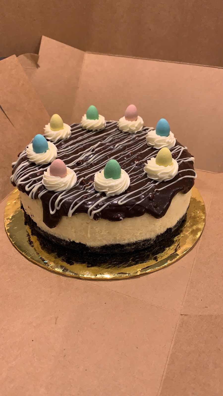 Eppich Cakes | Canada, 2632 Library Ln, North Vancouver, BC V7J 0B8, Canada | Phone: (604) 351-5423